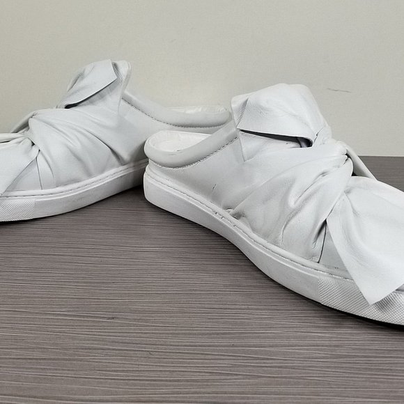Halogen Manny Knotted Slip-On Sneaker, White Leather, Womens Size 9 - Picture 4 of 10